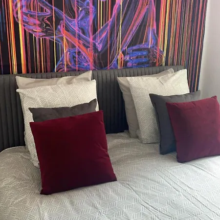 Apartment Hyper Centre, Remparts, Vieille , Cosy, Possible Faire A Pieds *